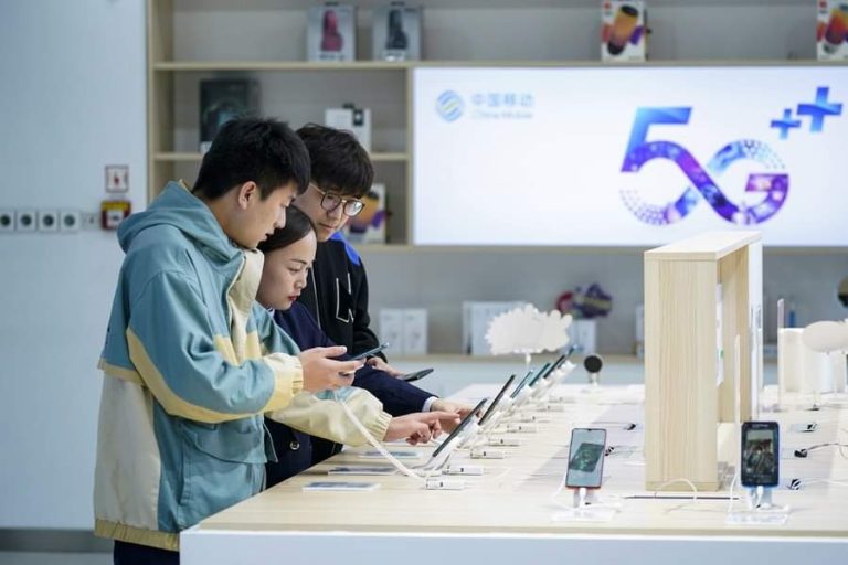 La Chine en tête de la course à la 5G : Plus de 2,8 millions de stations de base et 651 millions d&rsquo;utilisateurs enregistrés
