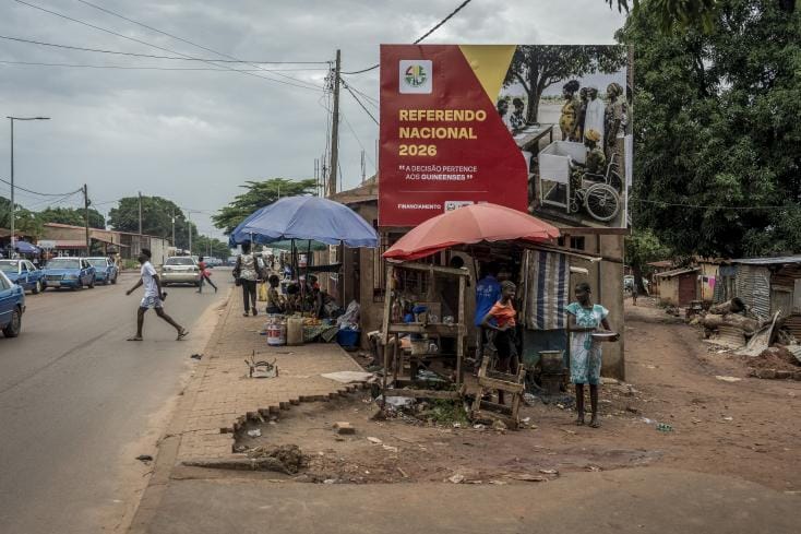Afrique/ Guinée-Bissau : une faible affluence observée à mi-journée lors du référendum constitutionnel.