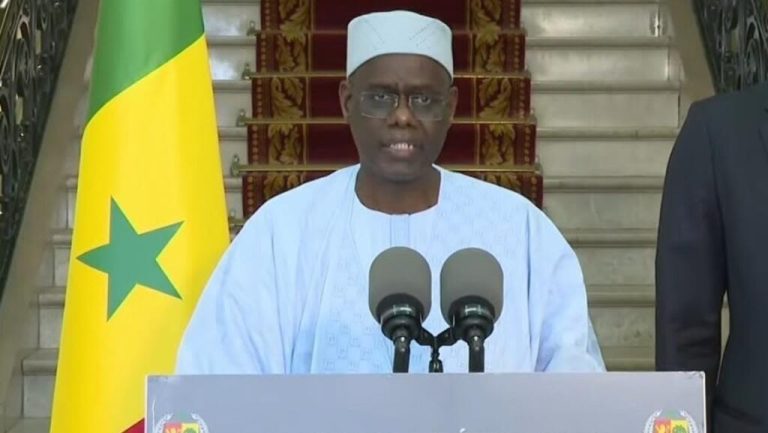 Afrique / Sénégal : le Premier ministre attendu sur la dette et la vie chère.